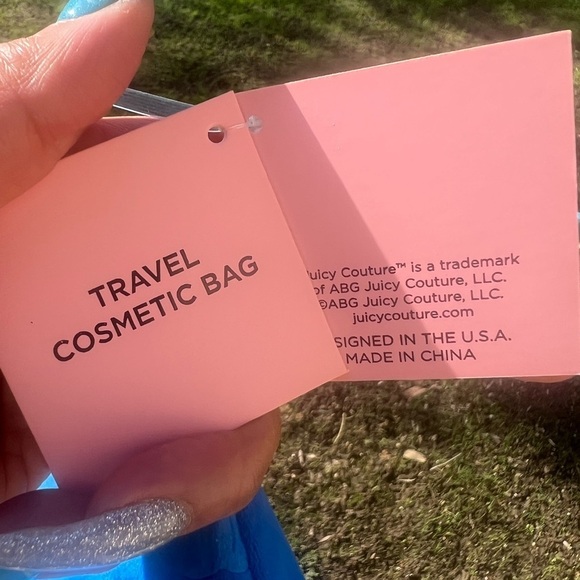 - JUICY COUTURE BLUE/ TEAL TRAVEL BAG w toiletry bottle​ - Picture 5 of 10